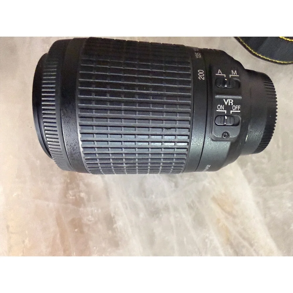 Nikon D3000 DSLR Camera‎ Bundle 3 Lenses 18-55mm 55-200mm 70-300mm